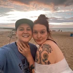 Meet your Posher, Hazel